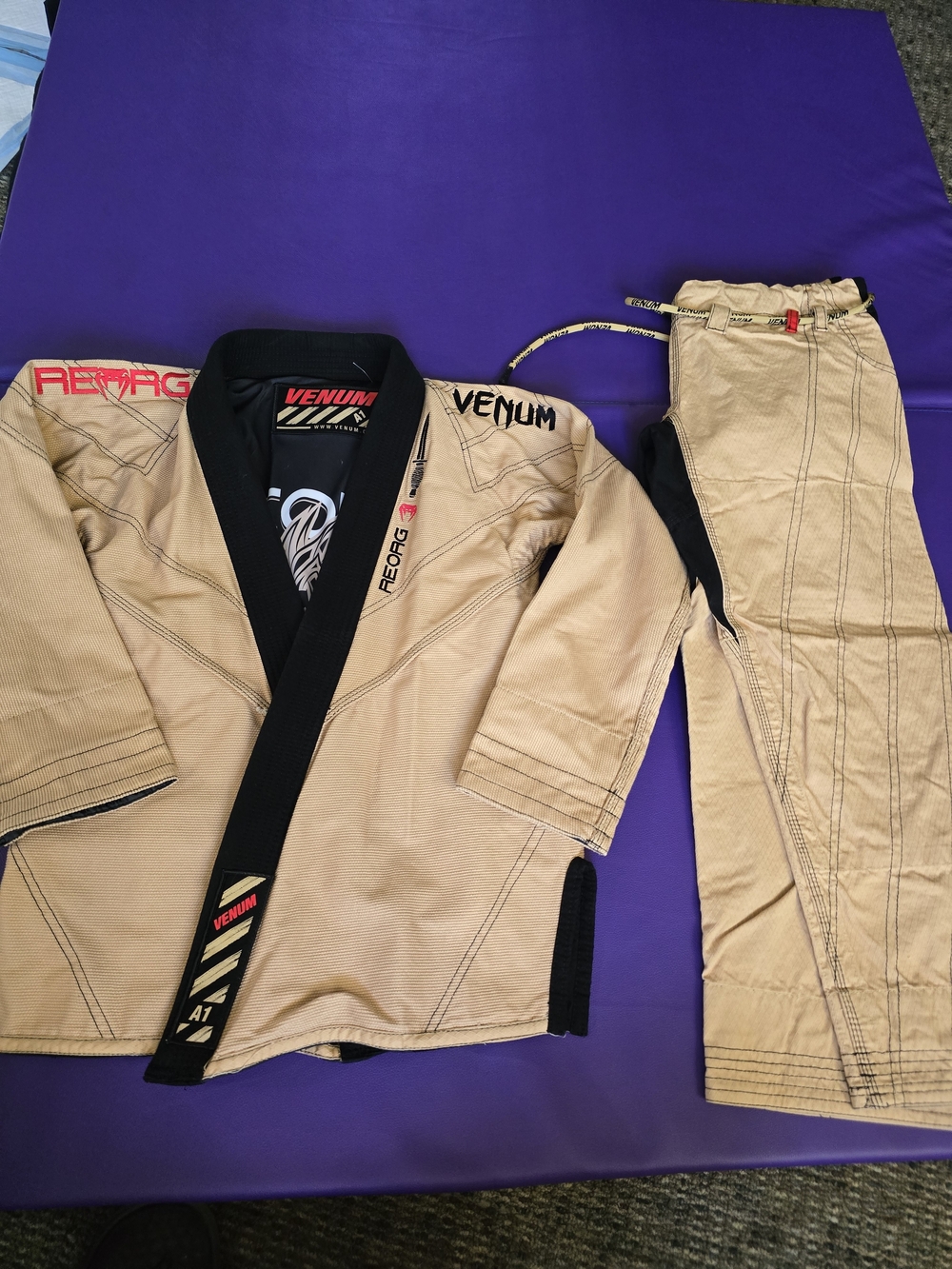 Venum Men’s Tan BJJ Gi – Lightweight Brazilian Jiu-Jitsu